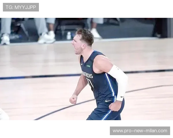 东契奇再展神奇突破，独行侠逆转局势